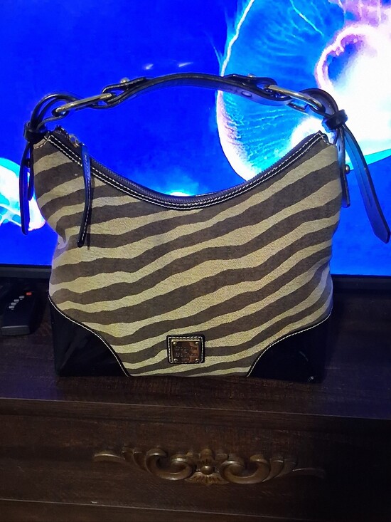 Dooney & Bourke Handbags - Dooney & Bourke Small Hobo Purse